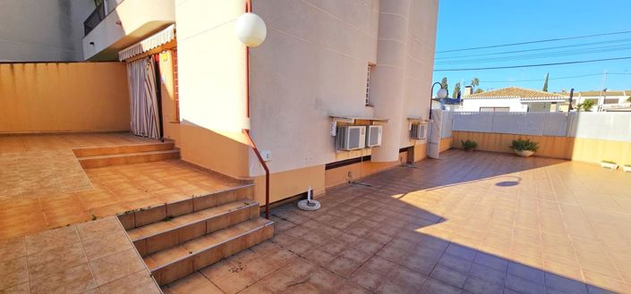 Image No.21-2 Bed Apartment for sale