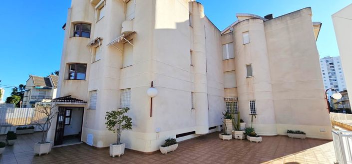 Image No.27-2 Bed Apartment for sale