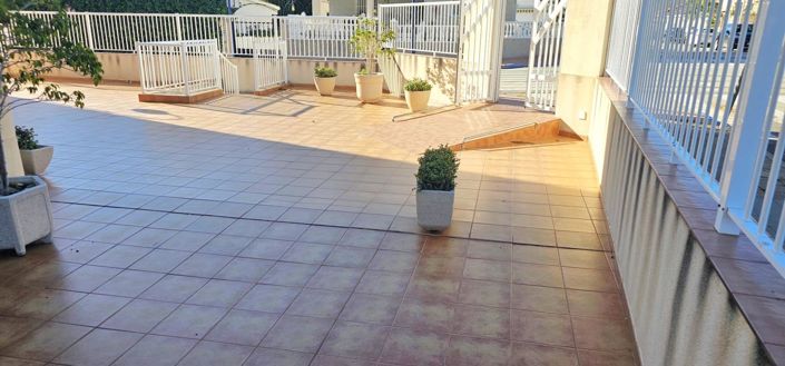 Image No.28-2 Bed Apartment for sale