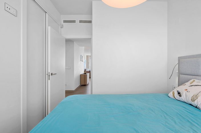 Image No.19-3 Bed Villa for sale