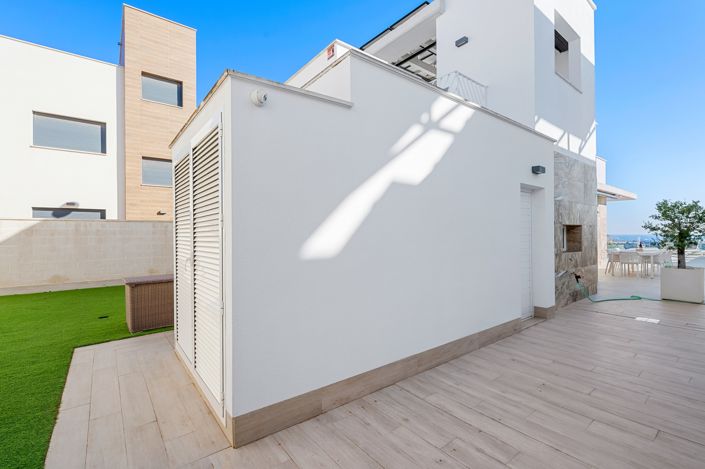 Image No.29-3 Bed Villa for sale