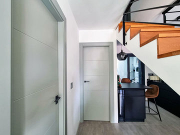 10-bb915d1cb19341576dcdc994b81ab9c5