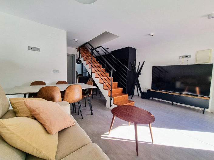 Image No.3-3 Bed House for sale