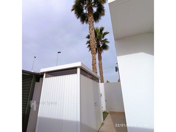 Image No.14-3 Bed Villa for sale