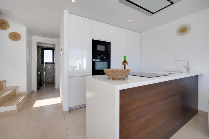 Image No.25-3 Bed Villa for sale