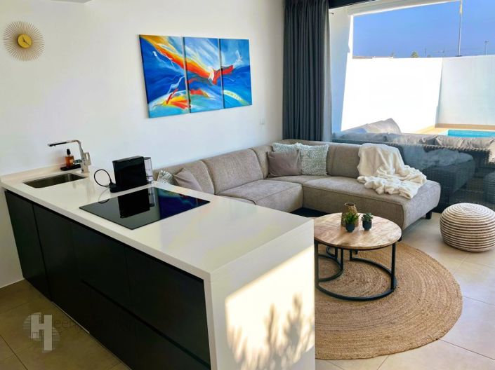 Image No.5-3 Bed Villa for sale