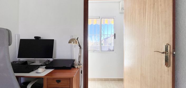 Image No.3-3 Bed Townhouse for sale