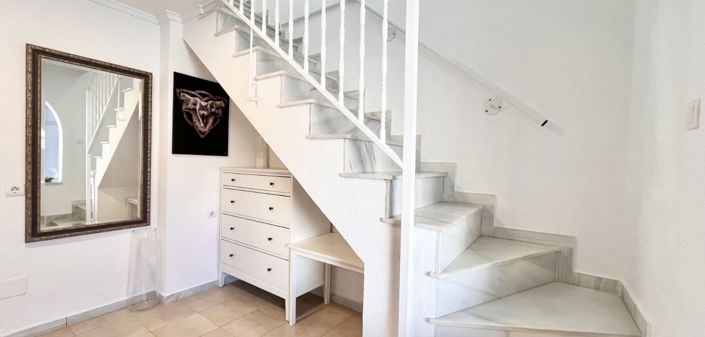 Image No.42-3 Bed Townhouse for sale