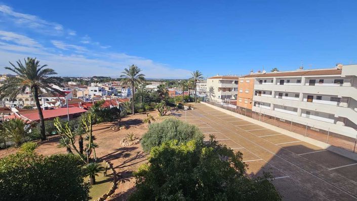 Image No.35-3 Bed Apartment for sale