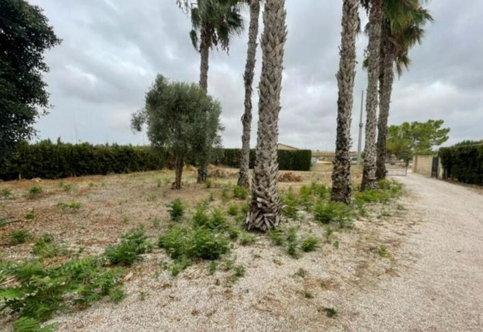 Image No.2-3 Bed Villa for sale