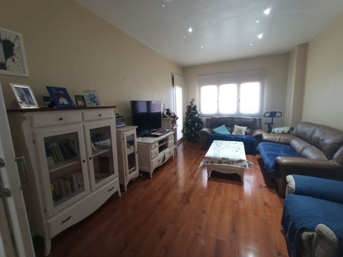 Image No.15-4 Bed Townhouse for sale