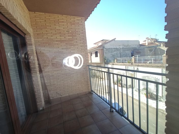 Image No.31-4 Bed Townhouse for sale