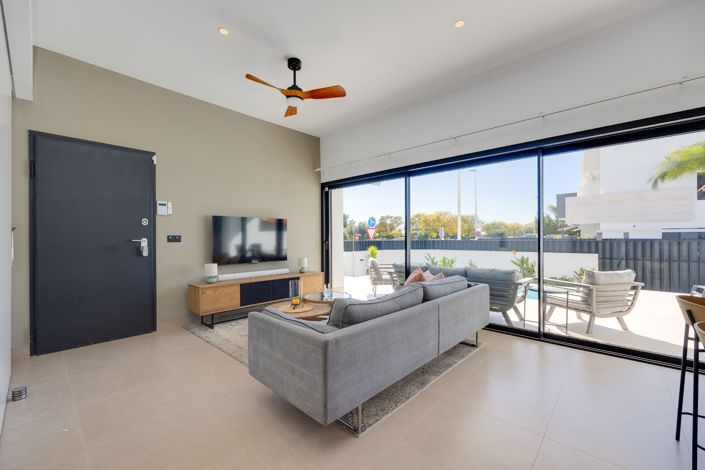 Image No.23-3 Bed Bungalow for sale