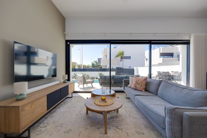 Image No.24-3 Bed Bungalow for sale