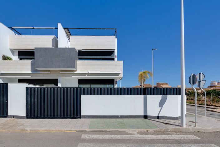 Image No.9-3 Bed Bungalow for sale