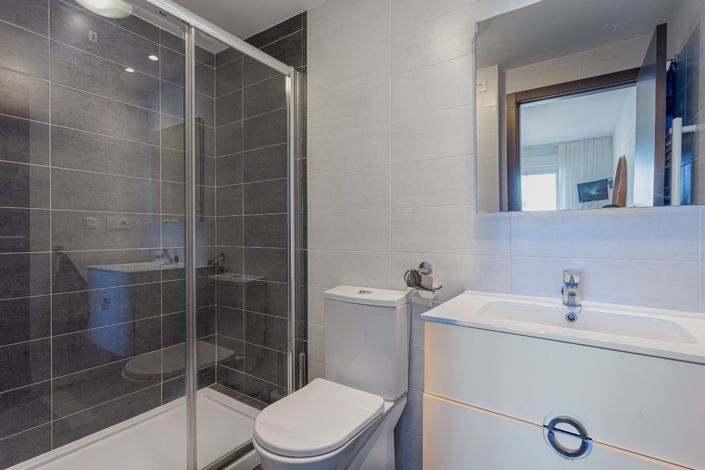 Image No.12-2 Bed Apartment for sale