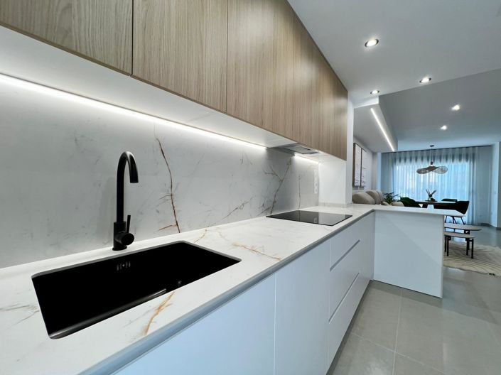 Image No.20-3 Bed Villa for sale