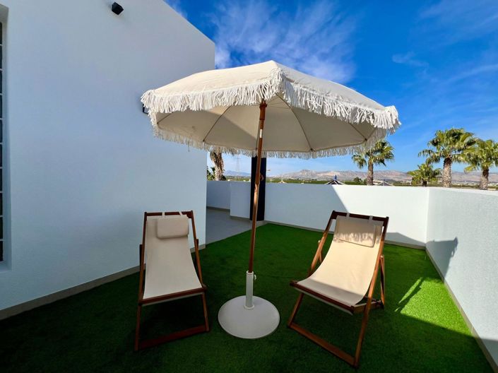 Image No.40-3 Bed Villa for sale