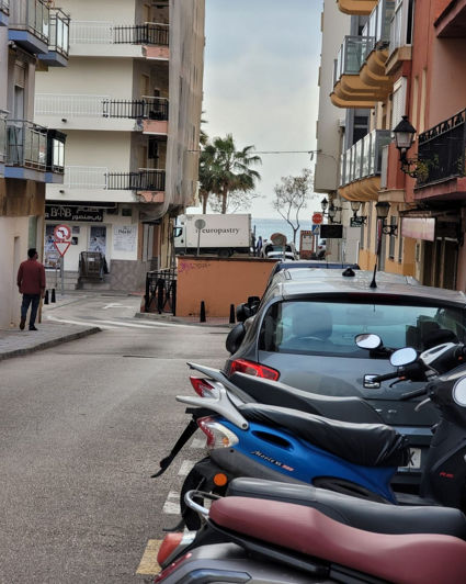 Image No.21-2 Bed House for sale