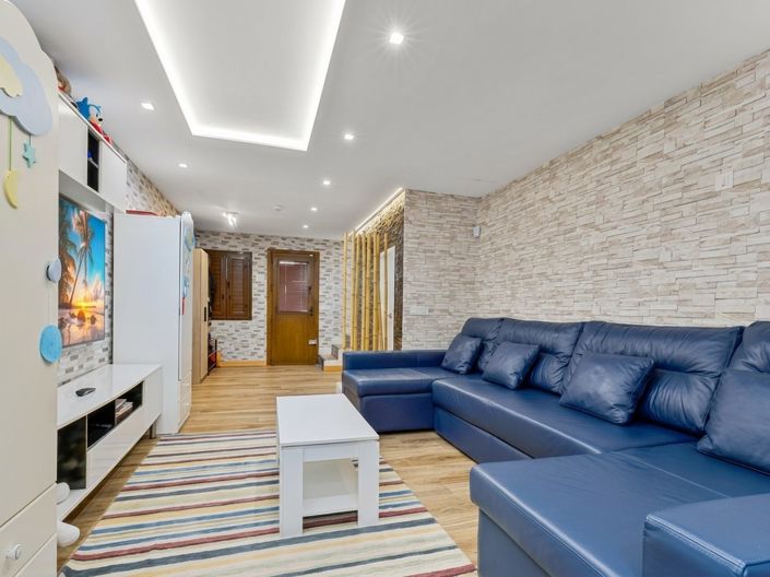 Image No.3-2 Bed Villa for sale
