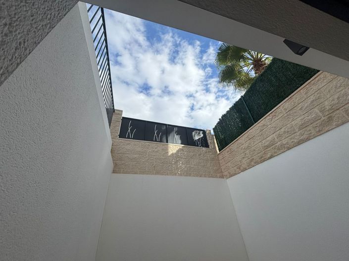 Image No.17-4 Bed Villa for sale