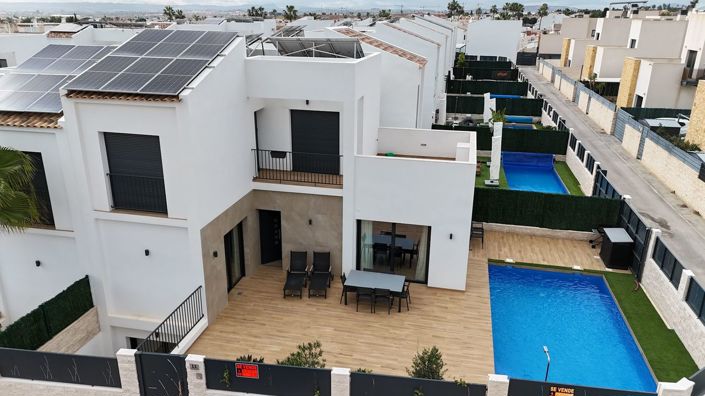 Image No.39-4 Bed Villa for sale