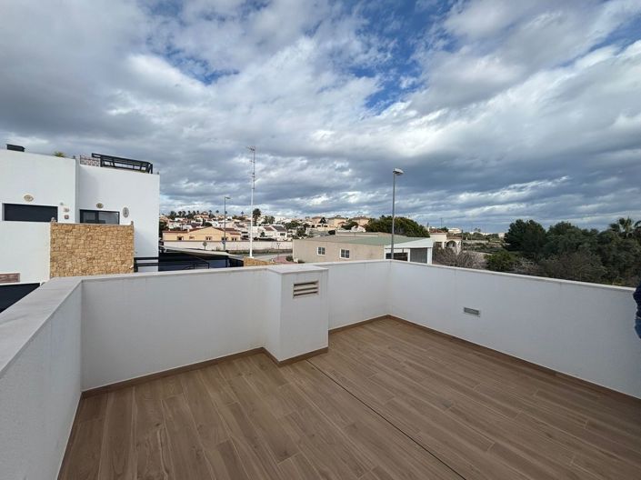 Image No.45-4 Bed Villa for sale