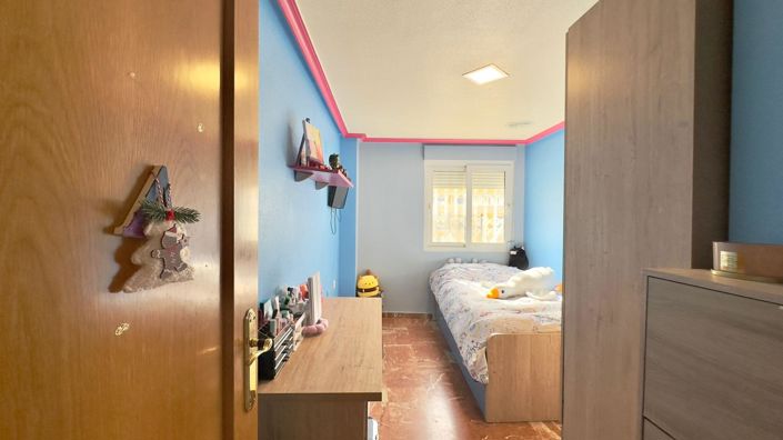 Image No.8-4 Bed Apartment for sale