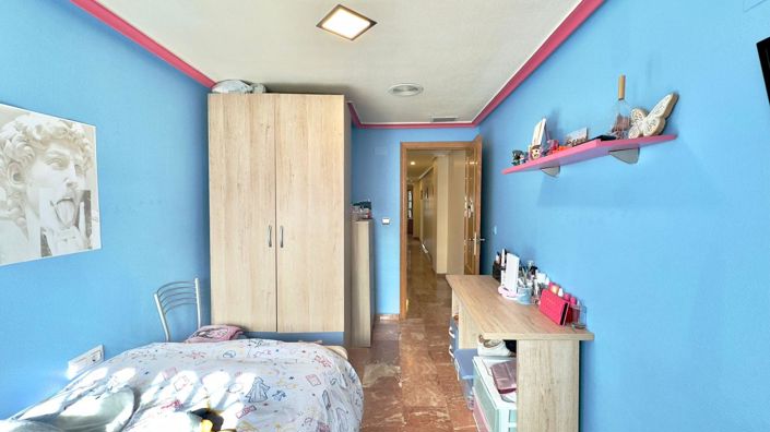 Image No.9-4 Bed Apartment for sale