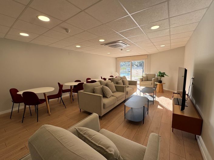 Image No.23-2 Bed Apartment for sale