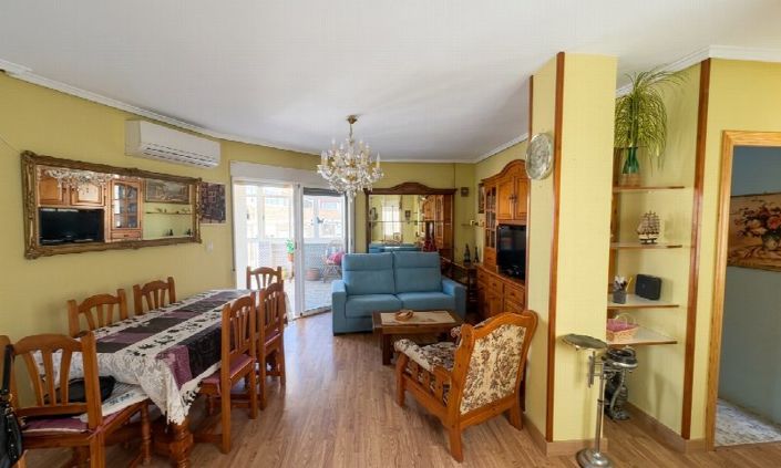 Image No.9-Propriété de 3 chambres à vendre à Torrevieja