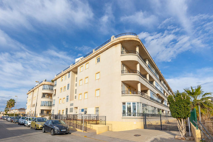 Image No.15-2 Bed Apartment for sale