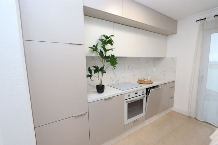 Image No.9-3 Bed Apartment for sale