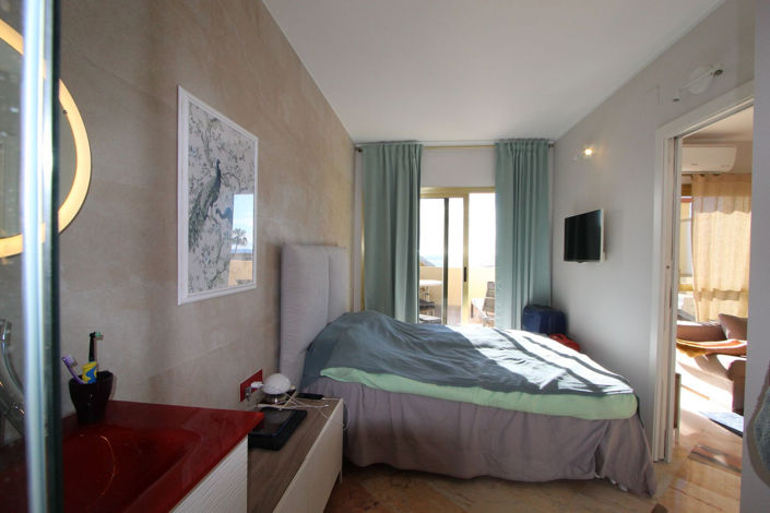 Image No.10-1 Bed House for sale