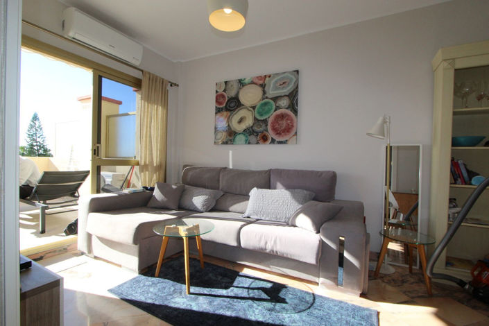 Image No.21-1 Bed House for sale