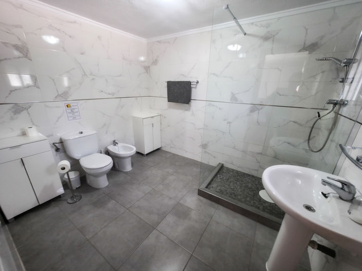 Image No.30-4 Bed Villa for sale