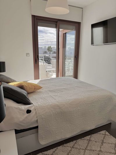 Image No.15-2 Bed Apartment for sale