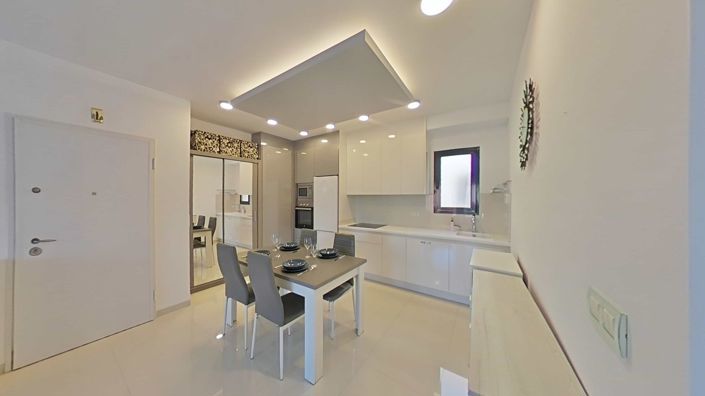 Image No.13-2 Bed Apartment for sale