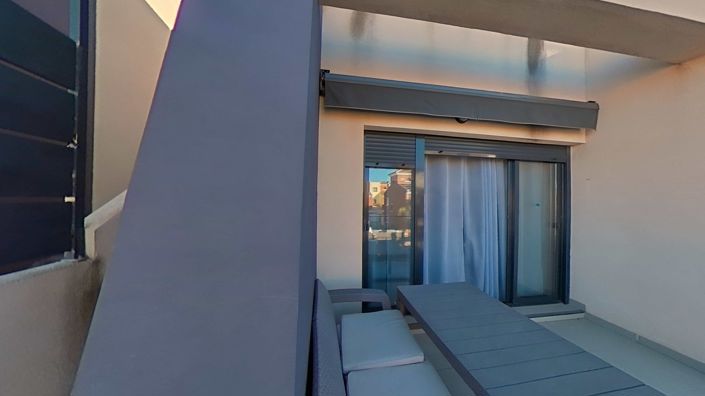 Image No.39-2 Bed Apartment for sale