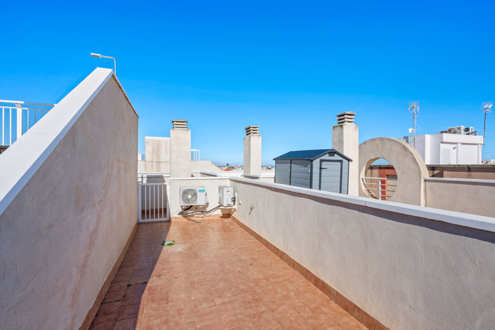 Image No.22-2 Bed Apartment for sale
