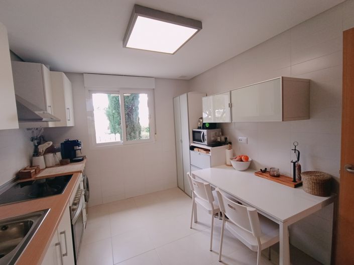 Image No.12-2 Bed Apartment for sale