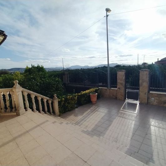 Image No.48-4 Bed Villa for sale