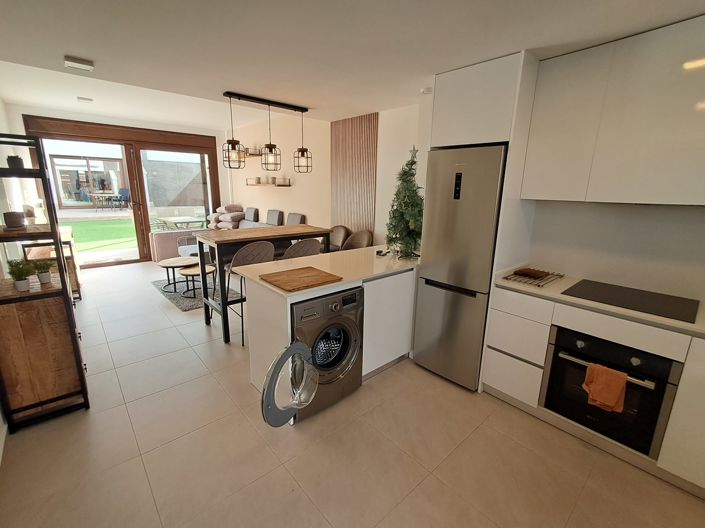 Image No.11-2 Bed Apartment for sale