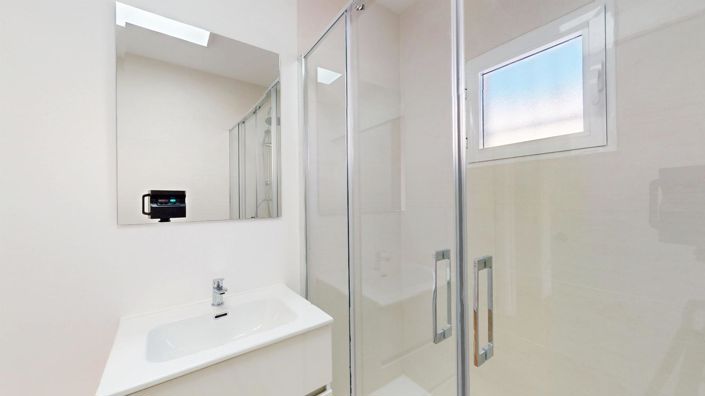 Image No.16-2 Bed Bungalow for sale