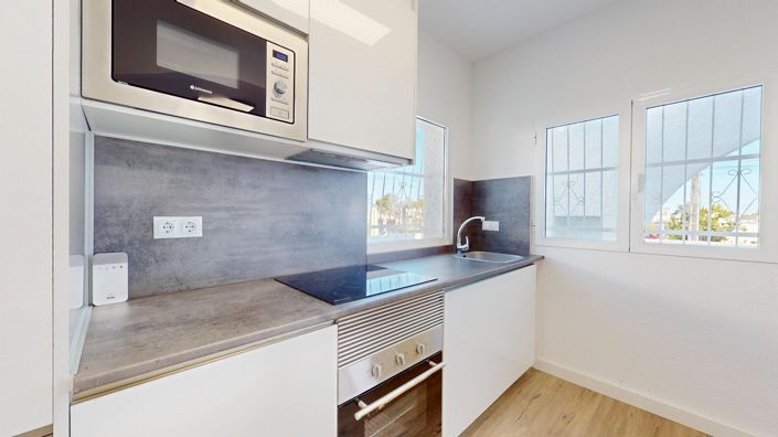 Image No.6-2 Bed Bungalow for sale