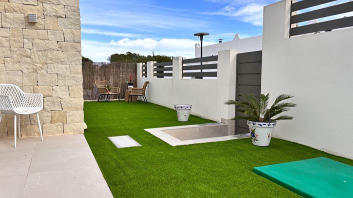 Image No.4-3 Bed Villa for sale