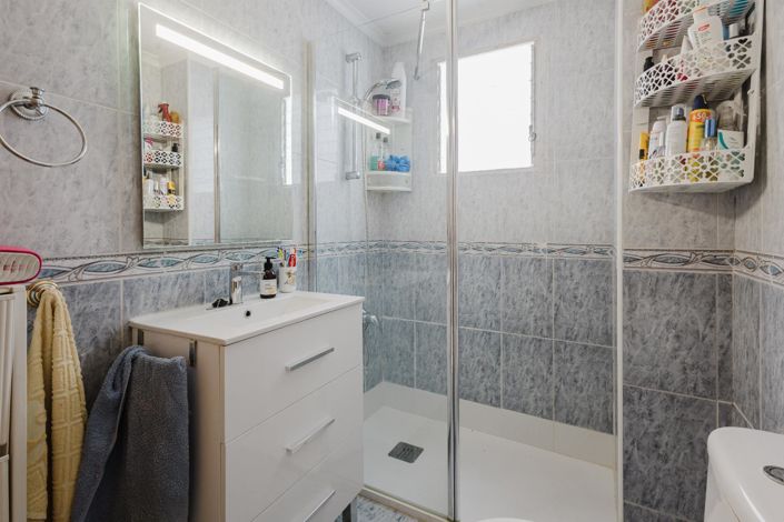 Image No.28-2 Bed Apartment for sale