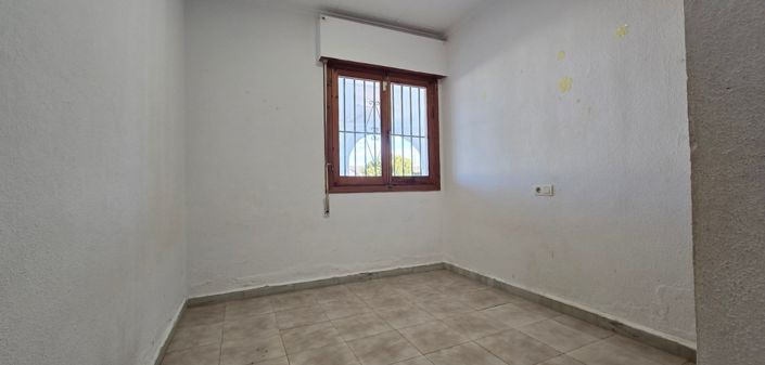 Image No.15-3 Bed Villa for sale