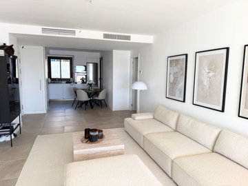 10-bb915d1cb19341576dcdc994b81ab9c5