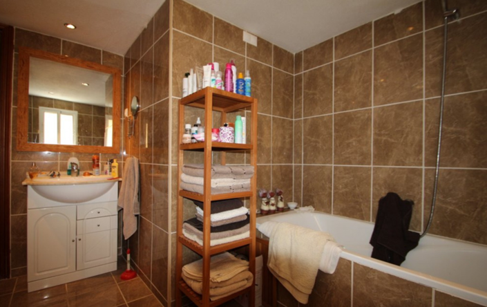 Image No.9-4 Bed Villa for sale